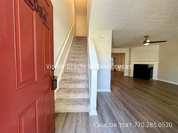 4th image of 2084 Manhattan Pkwy