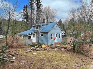 235 Marquette St, Ishpeming, MI 49849