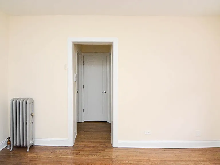 2643 N Spaulding Ave #E4 — Photo 9