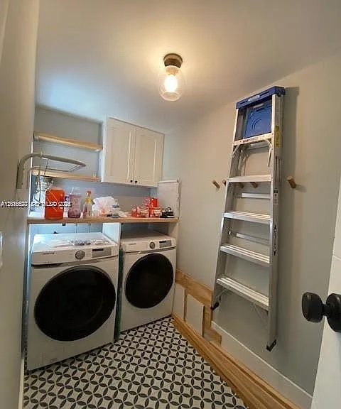 9472 Byron Ave — Photo 13