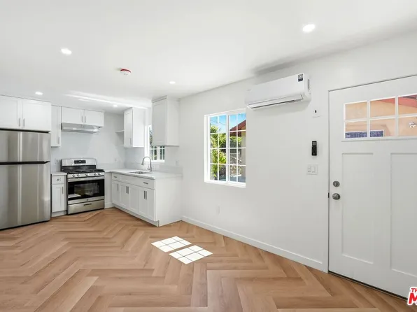 11445 Delano St, North Hollywood, CA 91606