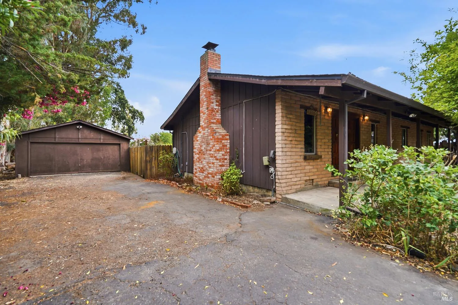 19229 Orange Avenue - Photo 4