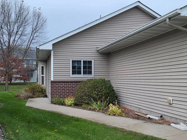 151 Garner Cir, Montrose, MN 55363