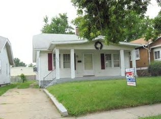 875 W Waggoner St, Decatur, IL 62526