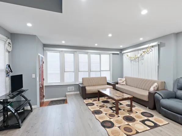 46 East 28th Street image 1 of 30