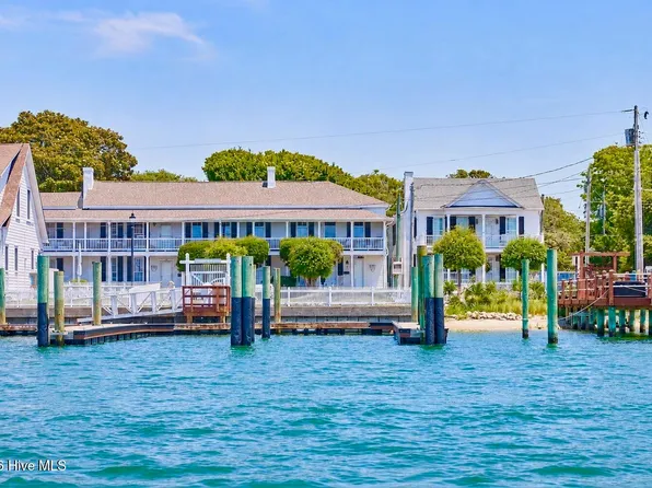 125 Front Street, Beaufort, NC 28516