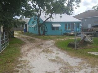 107 NW 1st Ave, Ruskin, FL 33570