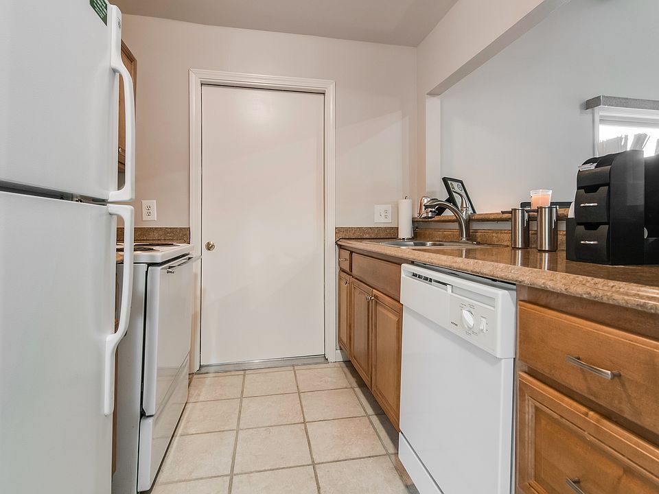 Glengarry Park Waterford Twp, MI 850 Williamsbury Waterford MI Zillow