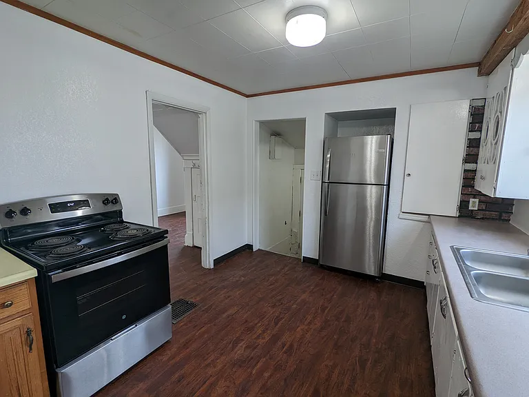 619 8th Ave S #619 — Photo 5