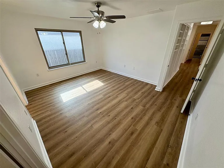 8003 Bannock Ln — Photo 18
