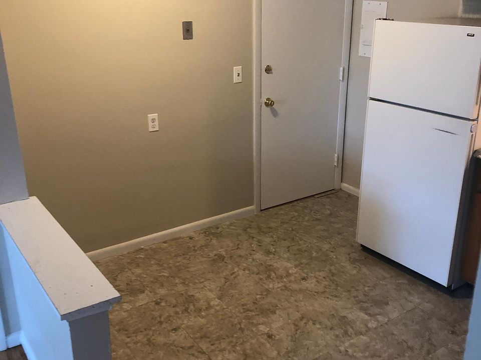 2nd image of 160 W Main St APT 12