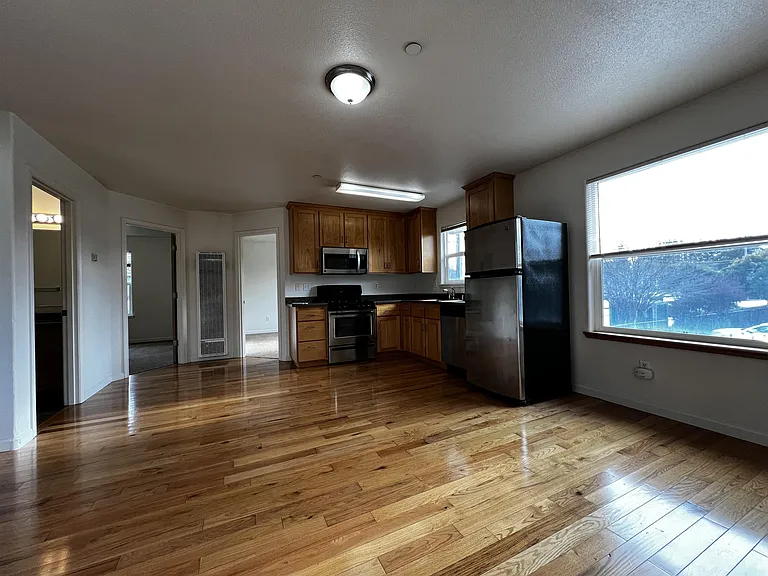 1660 Margo Ln #D — Photo 6