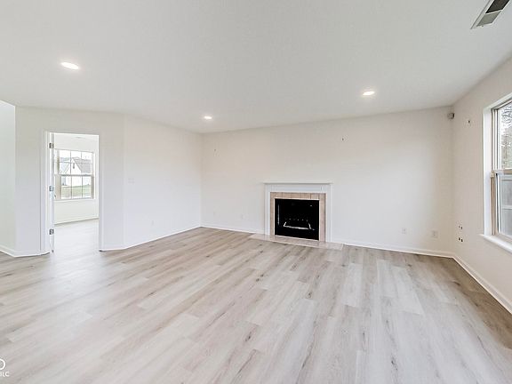 5th image of 1171 Thornwood Dr