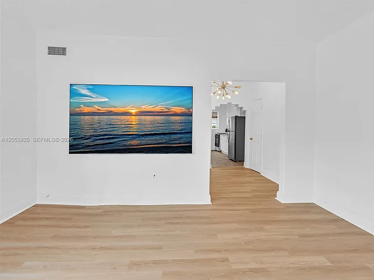 1225 Euclid Ave #3 — Photo 5