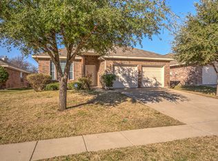 2908 Westover Dr, Grand Prairie, TX 75052