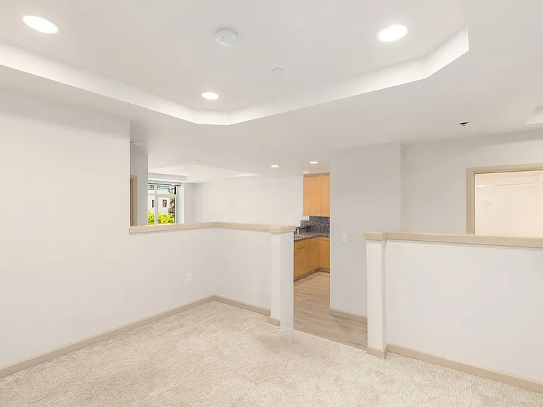 2319 1st Ave #302 — Photo 9