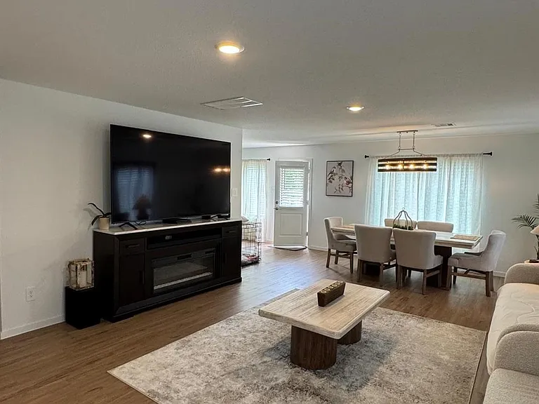 14732 S Ascot Bend Cir — Photo 10