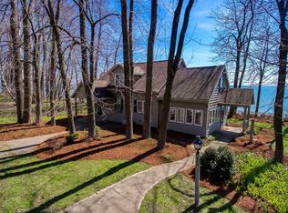 6952 Sauk Trail Bch, Cedar Grove, WI 53013