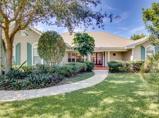470 10th Pl SW, Vero Beach, FL 32962
