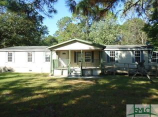 130 Countryside Dr, Ellabell, GA 31308