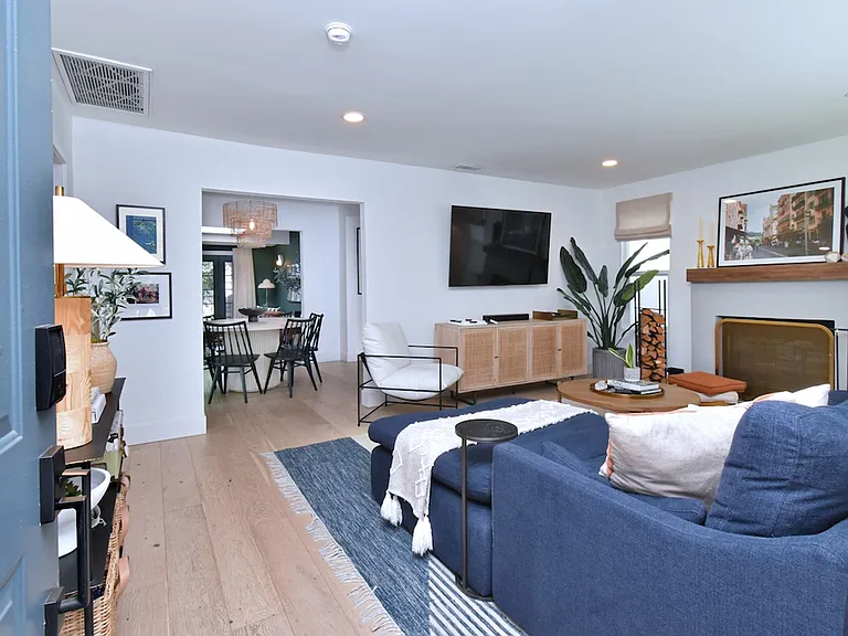 5653 Beck Ave — Photo 9