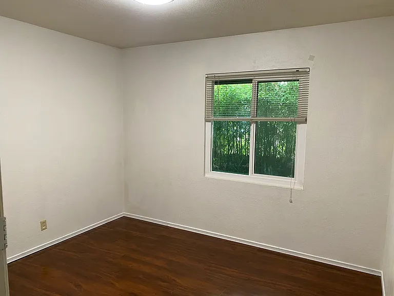 1312 Tulane Dr — Photo 4