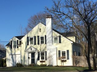 574 Webster St, Needham, MA 02494