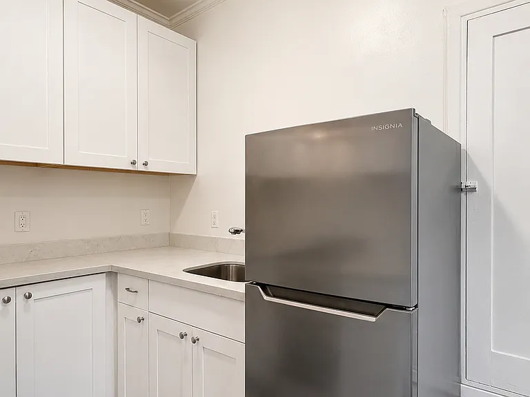 707 Stockton Street — Photo 3