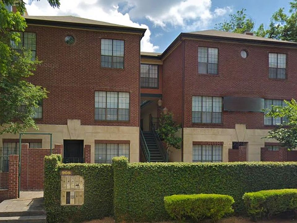 1st image of 905 W 225th St #304