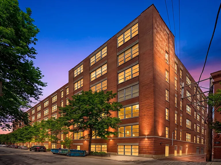 1735 N Paulina St #611 — Photo 34
