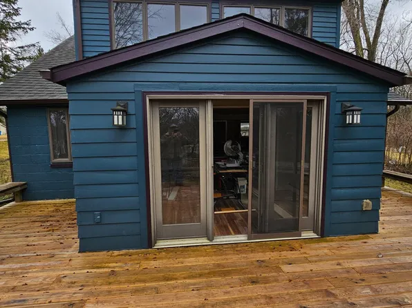 14044 Ridgemont St, Gregory, MI 48137