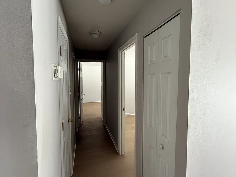 4705 Tecumseh St #102 — Photo 24