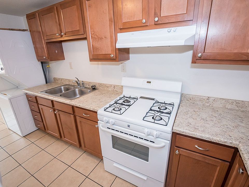 1st image of 3799 E Foothills Dr #1B-1BA-750SQFT