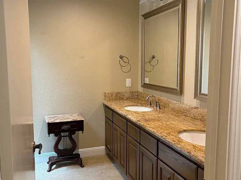 18886 Mount Walton Cir — Photo 27