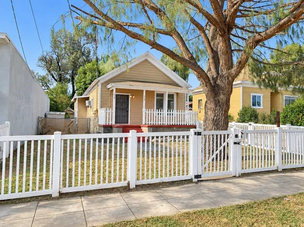 319 E High Ave, Redlands, CA 92374