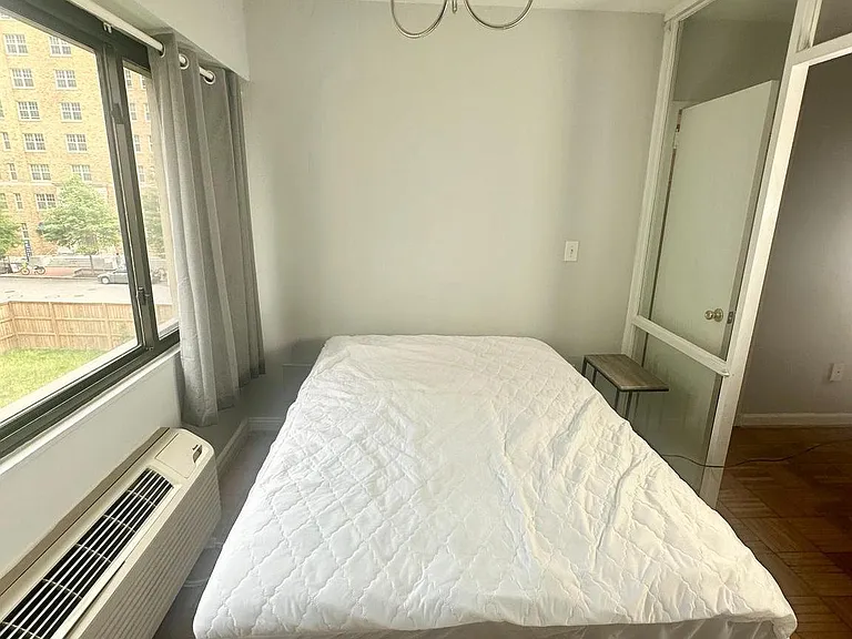 2141 I St NW #310 — Photo 5