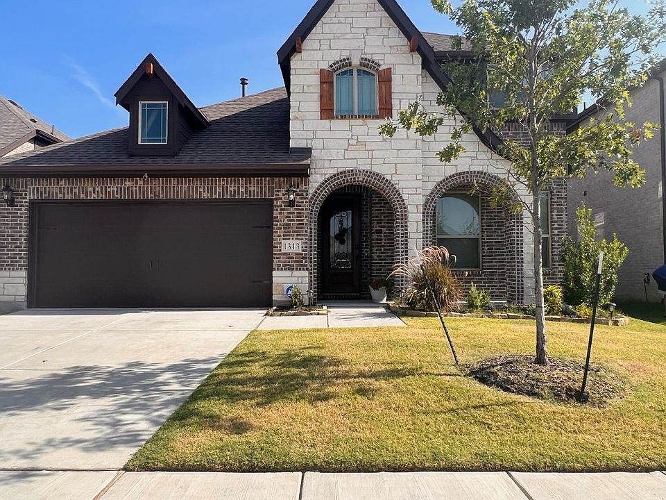 1st image of 1313 Mill Pl