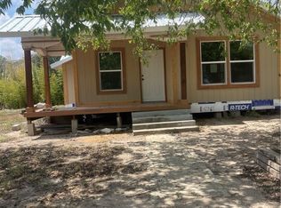 218 S Bright St, Gonzales, TX 78629