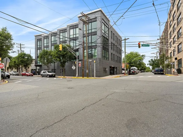 1601 Manhattan Ave #203, Union City, NJ 07087