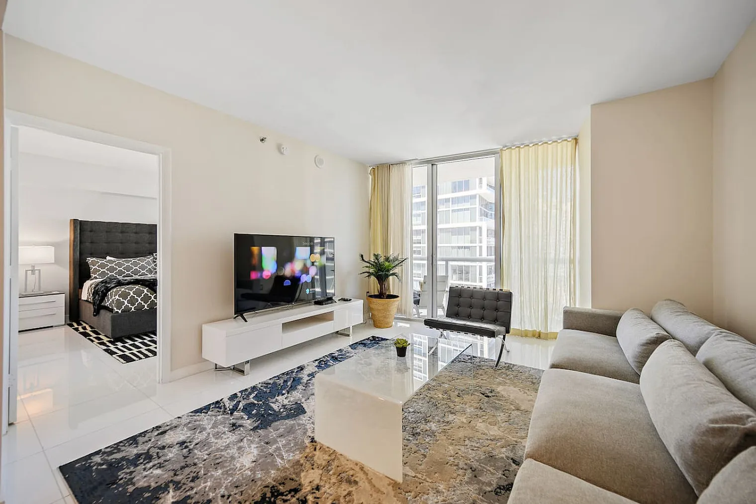 1 bed, 1.0 bath, $6,325 — Photo 4