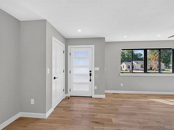 4th image of 1720 S Fairfax Street