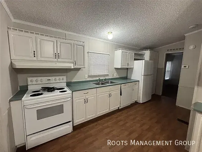 3 Bed 2 Bath Home Available for Lease at Sunset Valley - Apply Now! — Photo 4