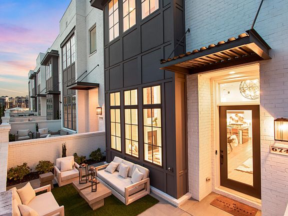 Photo is of model home, not actual home. Features may vary.