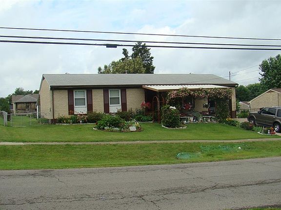 2nd image of 385 Berkley Ct