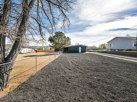 5th image of 360 Westbrook Ln