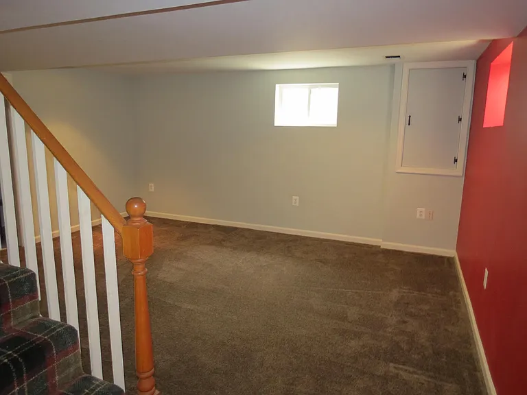9603 Evergreen St — Photo 21
