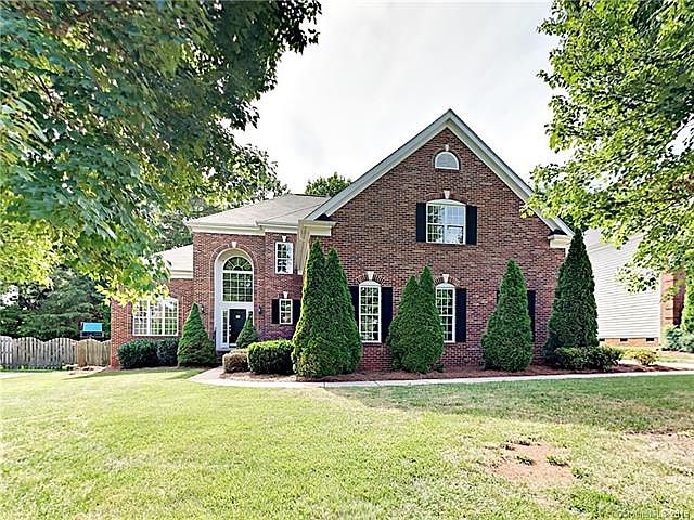 1st image of 6333 Glengarrie Ln