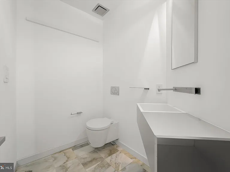 100 Harborview Dr #1901 — Photo 19