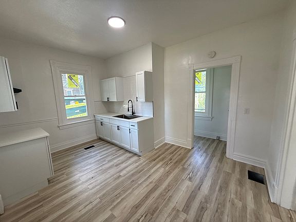 4th image of 3935 N Bend Rd #1