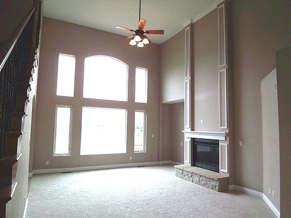 2nd image of 8406 Braeswood Estates Dr